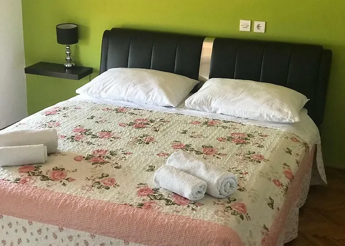 Patak's Place, Amazing View Appartement *