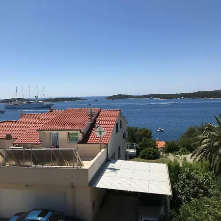 Patak's Place, Amazing View