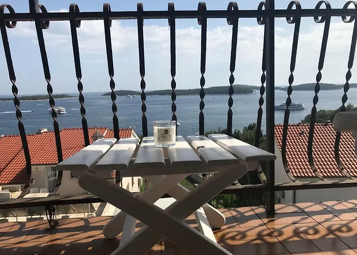 Patak's Place, Amazing View Апартаменты